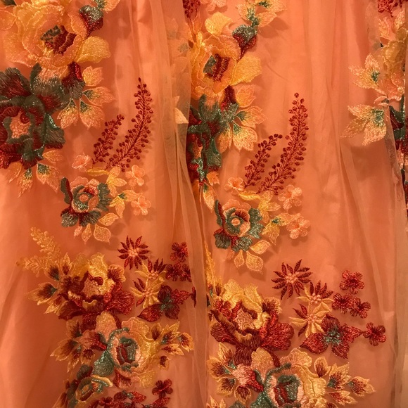 Gianni Bini Floral Dress - Picture 4 of 5